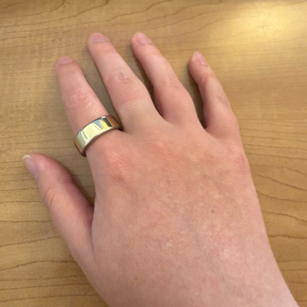 Oura Ring Gen 4 Size 9 Gold